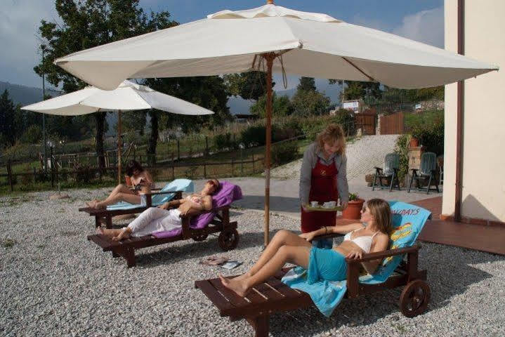 Agriturismo Le Vigne Villa Montale  Exteriör bild